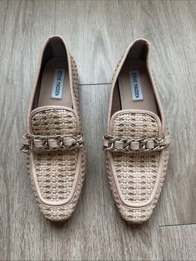 Steve Madden Beige Woven Chain Loafers